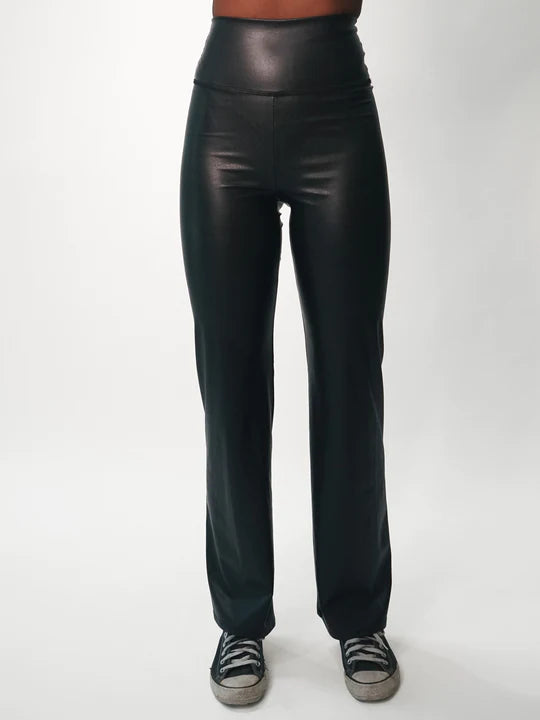 
                      
                        Electric & Rose Women's Ella Faux Leather Pants - Onyx Black
                      
                    