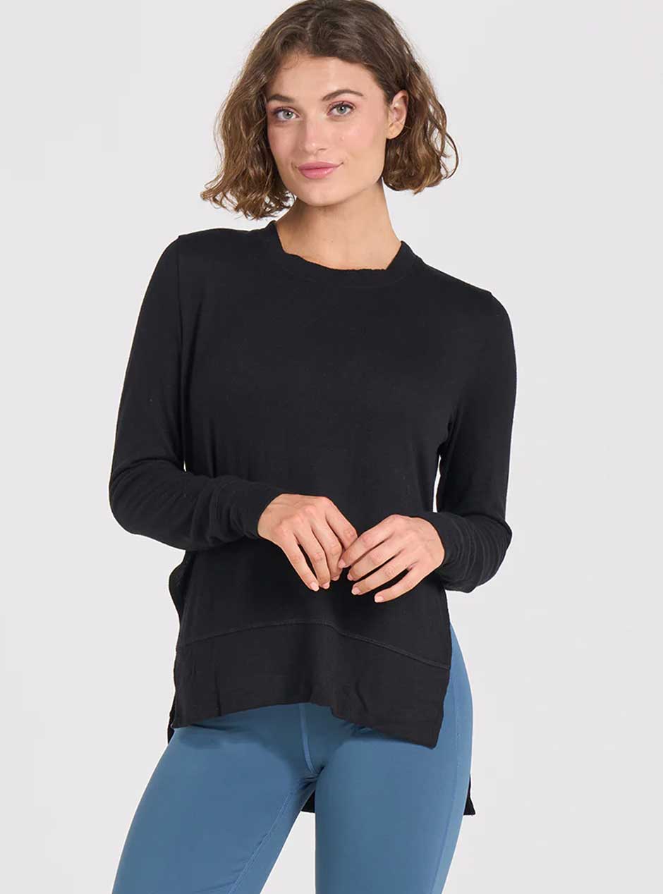 Thrive Société Women's Daily Side Slit Pullover - Black