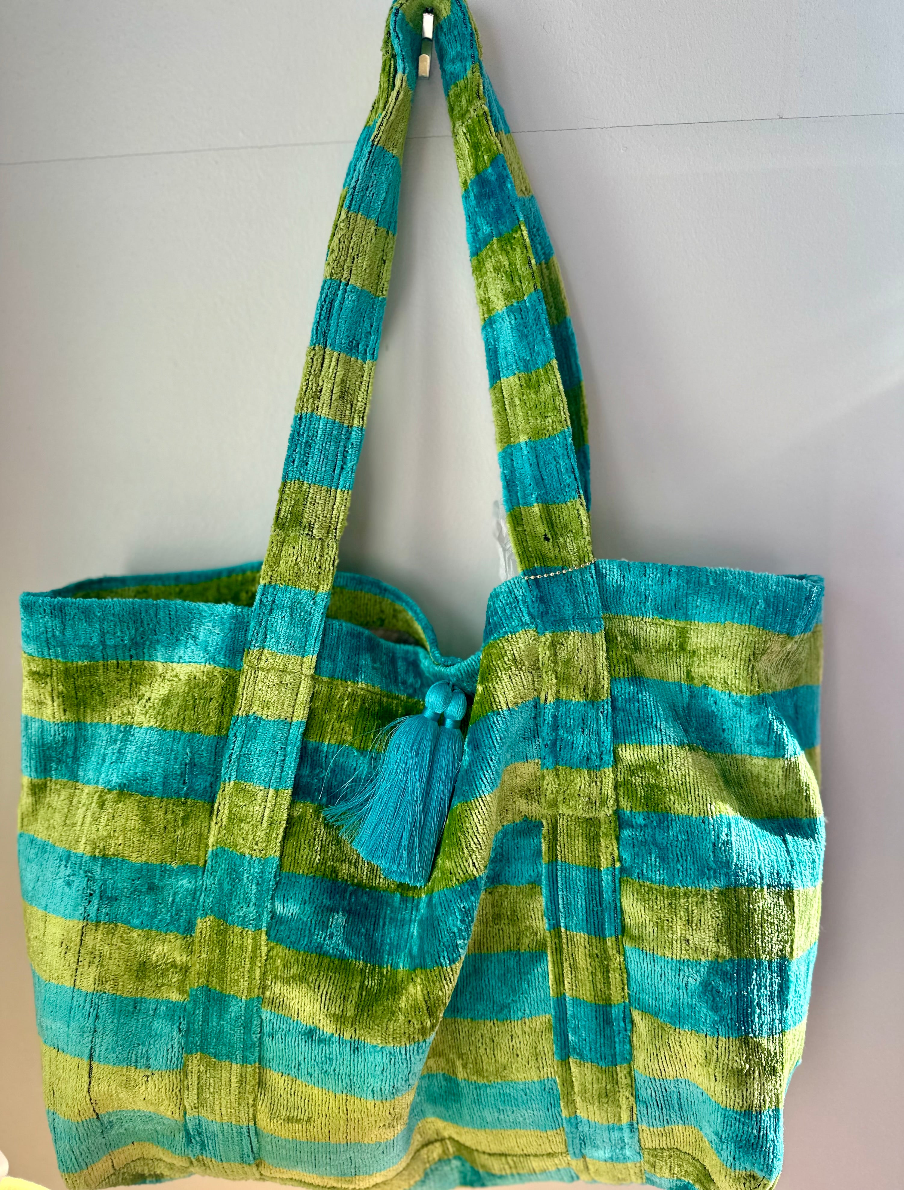 Neon cheap blue bag