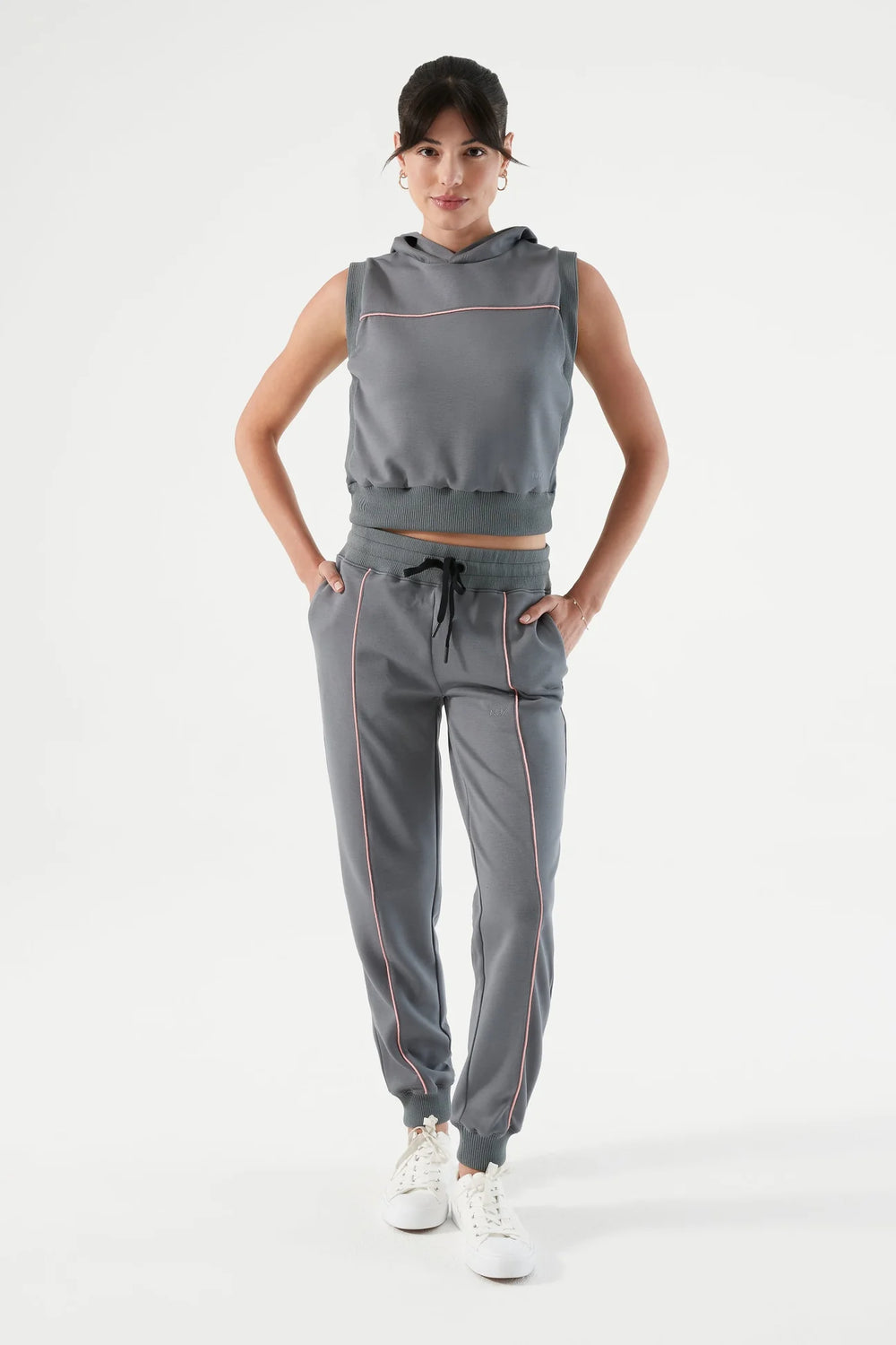 NUX Women's Active Sleek Zephyr Sleeveless Vest - Lava Stone Grey